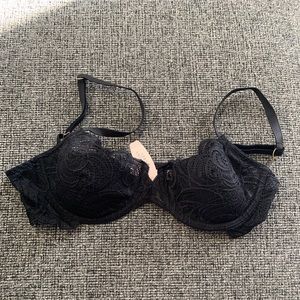 Black lace bra